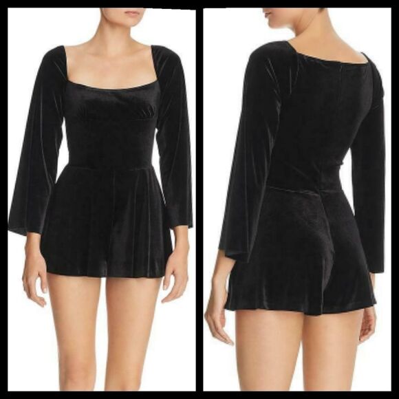 Aqua Black Velvet Shorts  Romper Small NWT - Picture 1 of 6